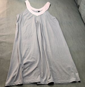 Kansie Elegant Gray Chemise with Pink Trim Size M
